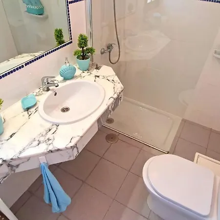 Paradise - Max. 4 Personen - Wifi - Pool *