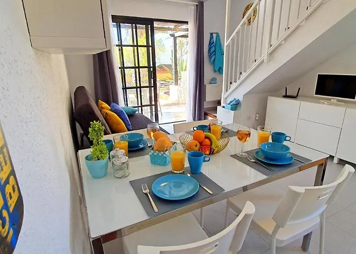 Paradise - Max. 4 Personen - Wifi - Pool Apartment *