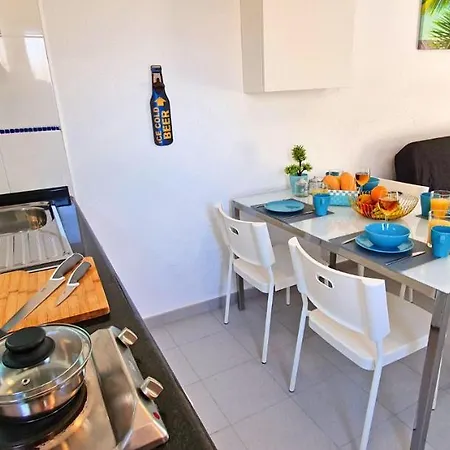 Paradise - Max. 4 Personen - Wifi - Pool Apartmán