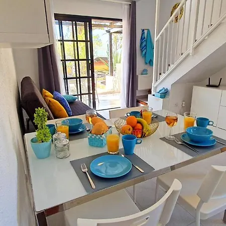 Paradise - Max. 4 Personen - Wifi - Pool شقة *