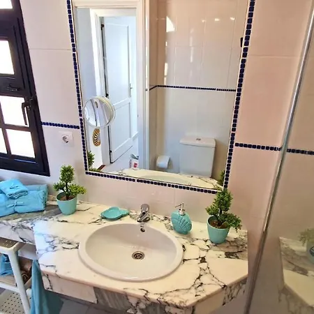 Paradise - Max. 4 Personen - Wifi - Pool Apartmán